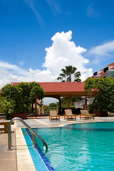 Swimming pool in spa resort — Stock Photo, Image