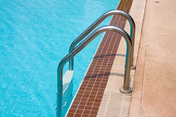 Swimming pool steps entrance — Stock Photo, Image