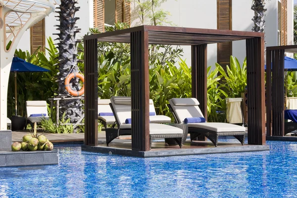 Resort pool — Stock Photo, Image