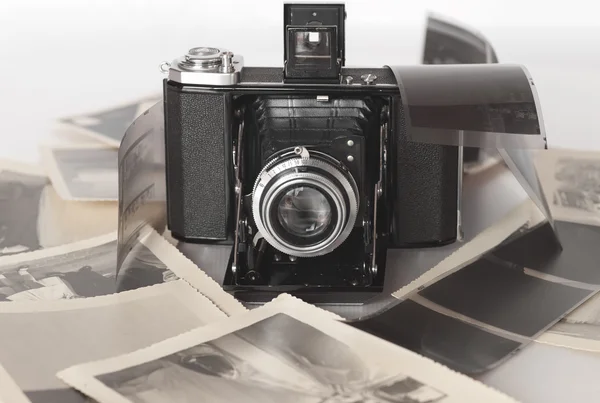 En vintage folding camera — Stockfoto