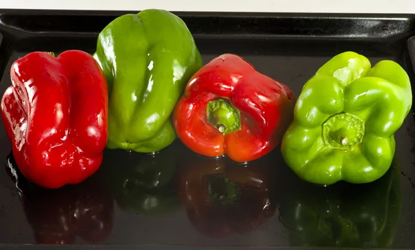 Quattro peperoni — Foto Stock