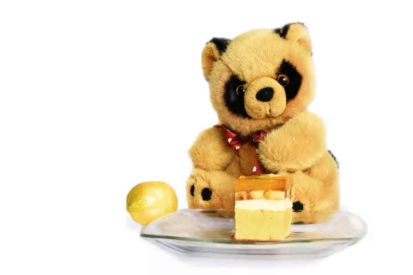 クマのぬいぐるみとケーキ — ストック写真