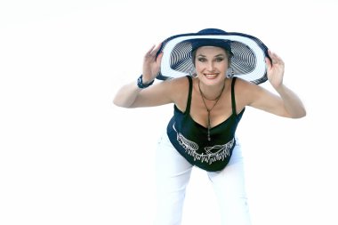 şapkalı güzel kadın