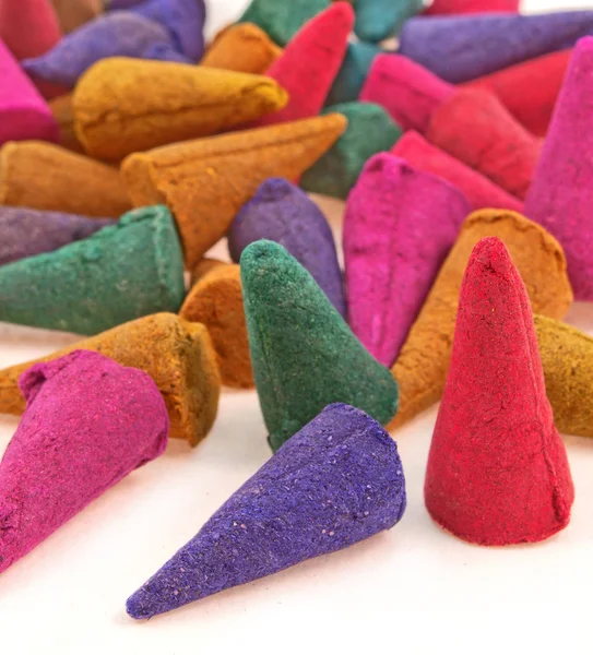 Coni di incenso colorati — Foto Stock