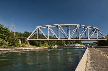 Railroad Bridge clipart