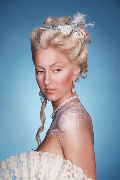Krásná blondýna v romantickém stylu — Stock fotografie