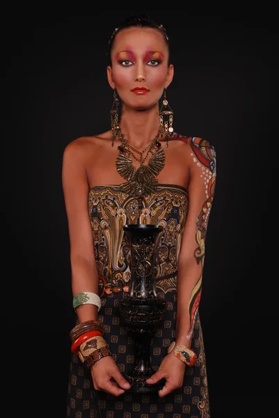 Elegantní model s světlý make-up a tělo umění. Stock Fotografie