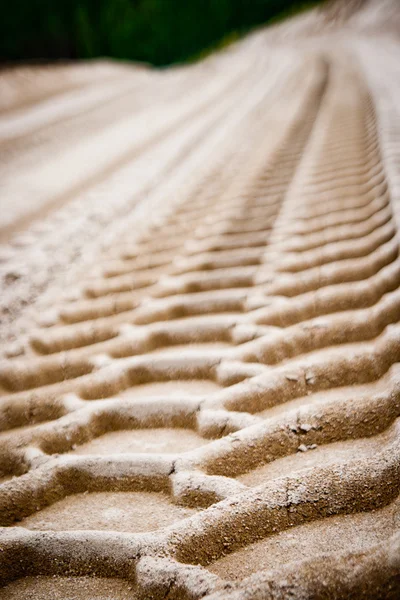 砂子上的轮轨 — 图库照片