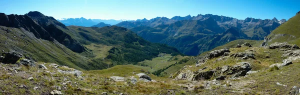 意大利阿尔卑斯山的全景 — 图库照片