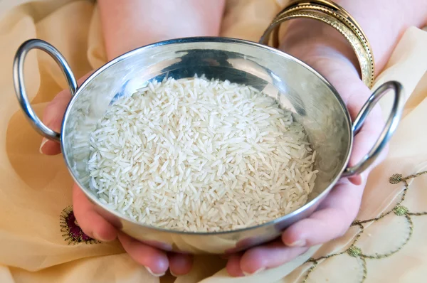 kase içinde pirinç
