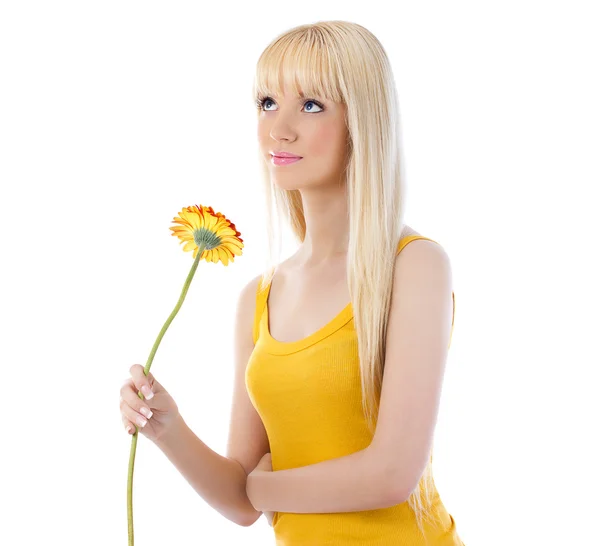 Donna che tiene il fiore e alza lo sguardo — Foto Stock