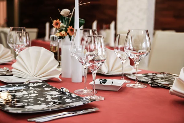 Modern restaurant dinner table — Stock Photo, Image