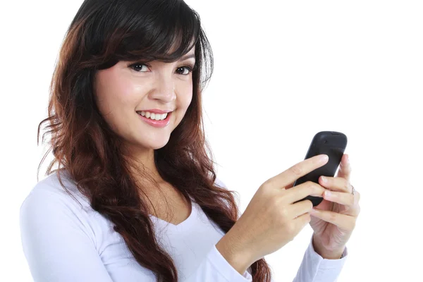 Frau SMS oder SMS — Stockfoto