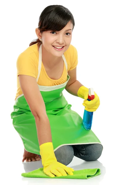 Kobieta sprzątająca podłogę — Zdjęcie stockowe