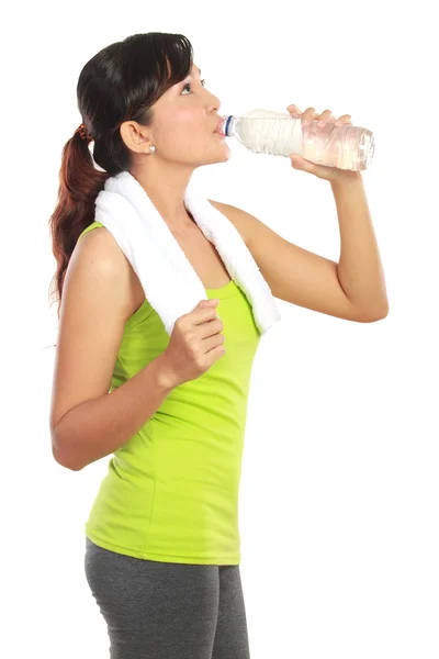 Fitness mujer beber agua —  Fotos de Stock