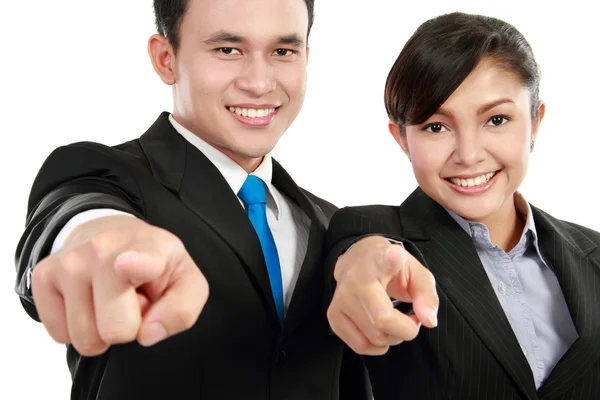 Man och kvinna kontorist som pekar — Stockfoto