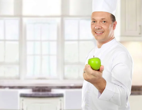 애플과 남성 요리사 — 스톡 사진