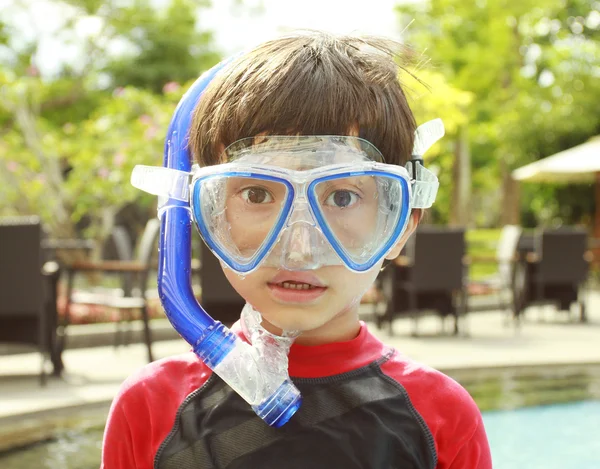 Kid ready to swim — Stock Photo, Image