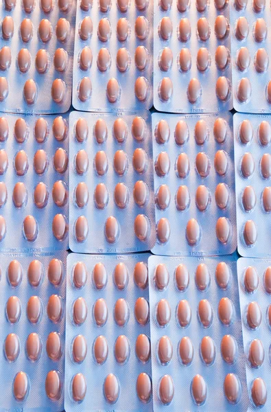 Pills aligned — Stock Photo, Image