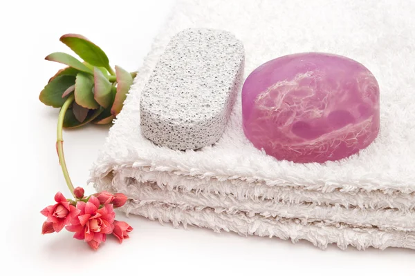 Mýdlo a ručník — Stock fotografie