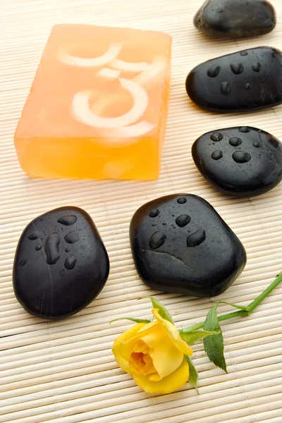 Soap stones and rose — Stock Photo, Image