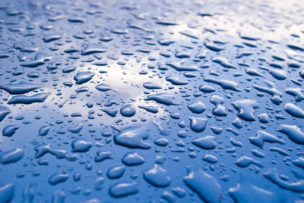 Blå vatten-droppar — Stockfoto