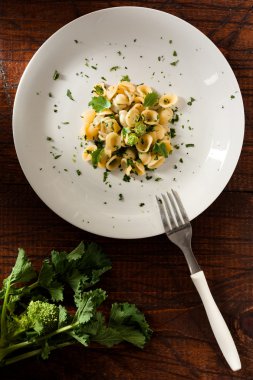 Orecchiette cime di rapa ile