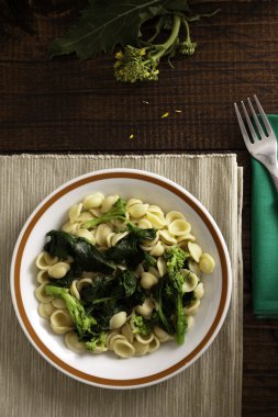 Orecchiette cime di rapa ile