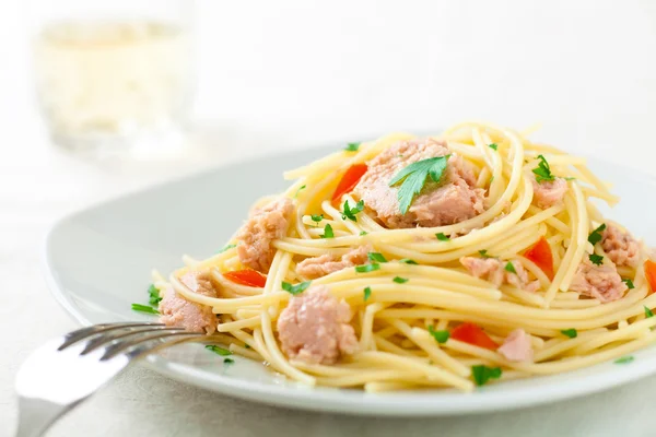 Spaghetti with Tuna — Stock Photo, Image