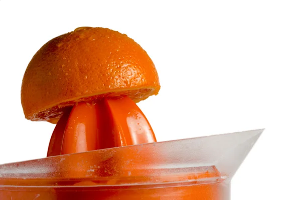 Oranje op squeezer — Stockfoto