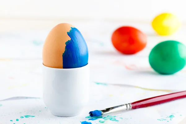 Pintura huevos de Pascua — Foto de Stock