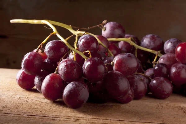 Czerwony kiść winogron — Zdjęcie stockowe
