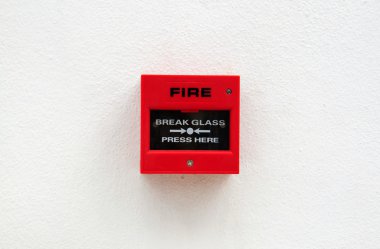 grunge duvarda kırmızı yangın alarm