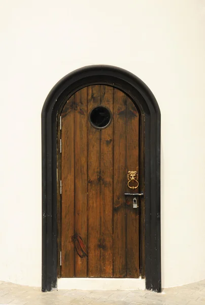 Παλιά ξύλινη πόρτα — Φωτογραφία Αρχείου
