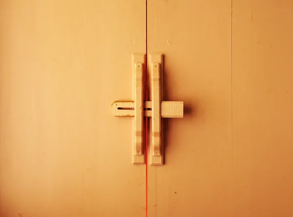 タイ風の木製のドア — ストック写真