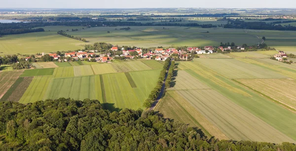 Vista aérea da paisagem da aldeia — Fotografia de Stock