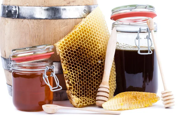 Tarro y barril de miel —  Fotos de Stock