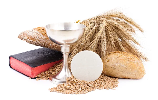 Symbool van het christendom, brood en wijn in cup — Stockfoto