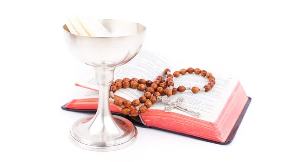 Symbol křesťanství, bible a vína v poháru — Stock fotografie