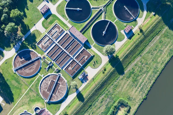 Vista aerea della città di Opole impianto di trattamento delle acque reflue — Foto Stock