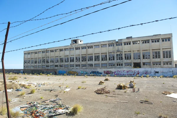 Budynek przemysłowy ruiny — Zdjęcie stockowe