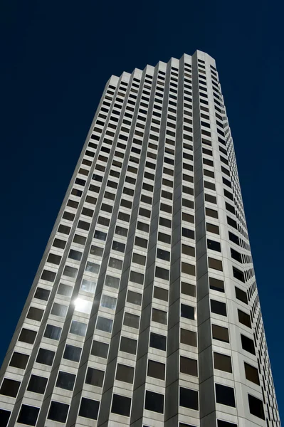 Skyscraper high rise building — Stock Photo, Image