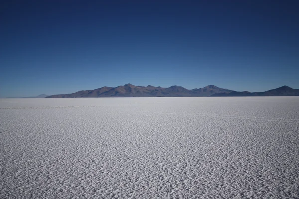 Orizzonte nel deserto del sale Uyuni, Bolivia . Foto Stock