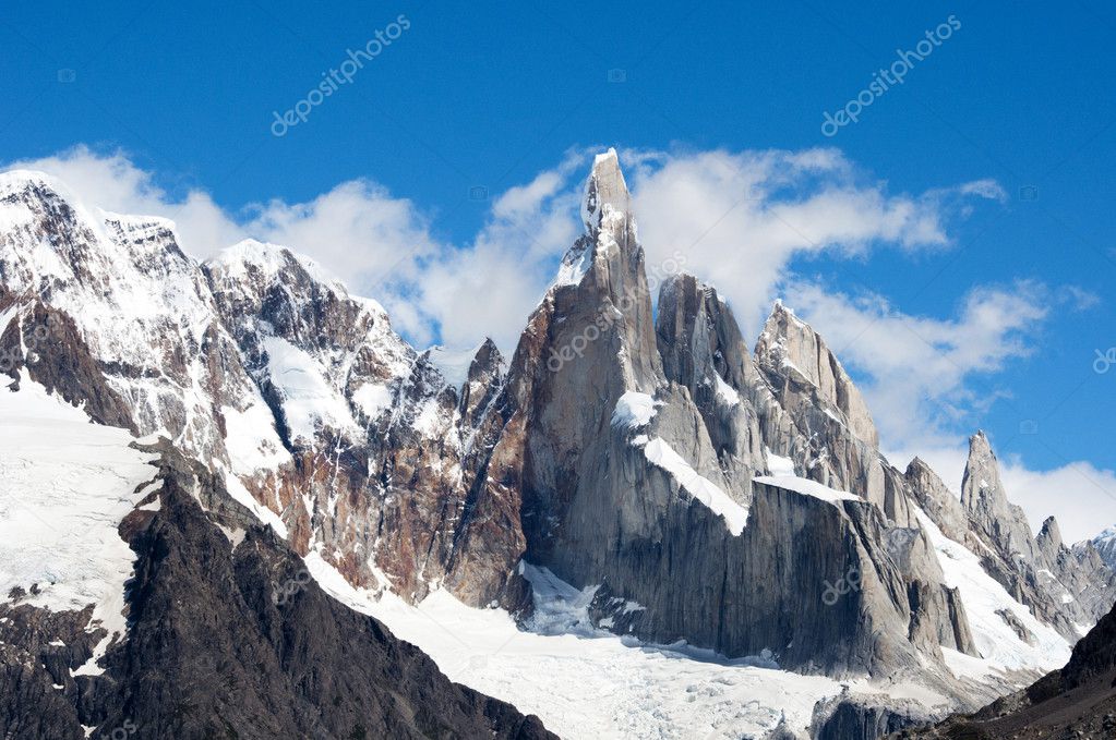 Cerro Torre, Argentina