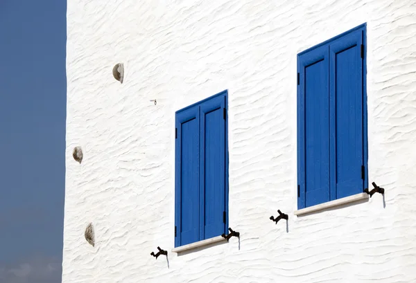 Blå windows — Stockfoto