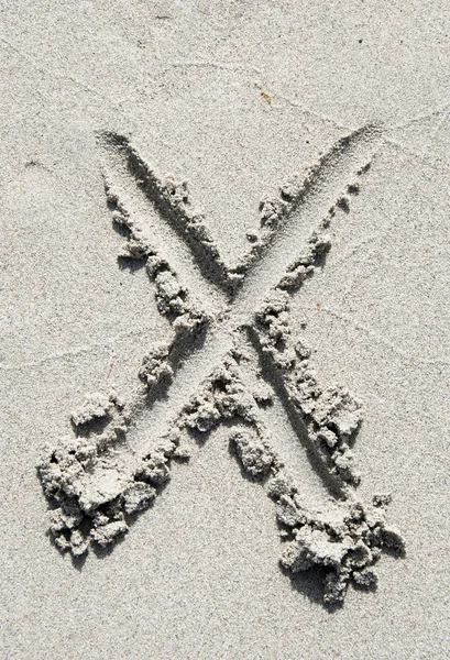 Sand beach alphabet: letter X — Stock Photo, Image