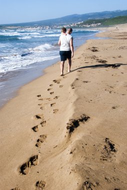 Beach walking clipart