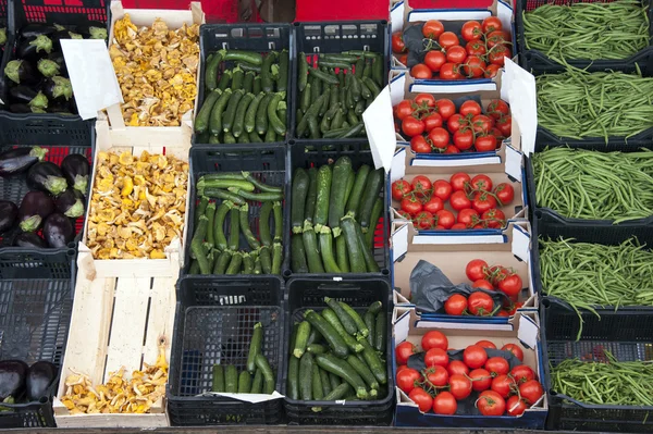 Mercado de hortalizas frescas — Foto de Stock