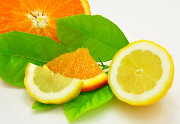 Cytryny i pomarańczy — Zdjęcie stockowe