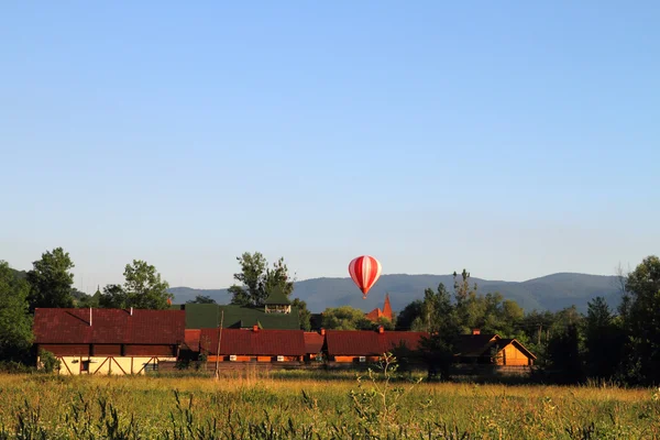 Sıcak hava balon uçuş — Stok fotoğraf